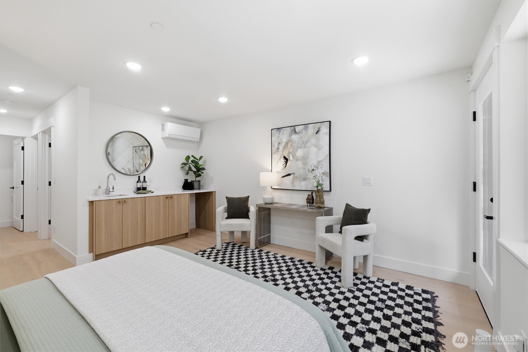 2017 Minor Avenue E, Seattle, WA 98102