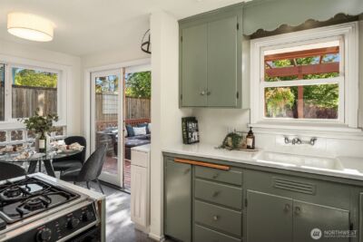 4007 49th Avenue SW, Seattle, WA 98116 - Photo 15