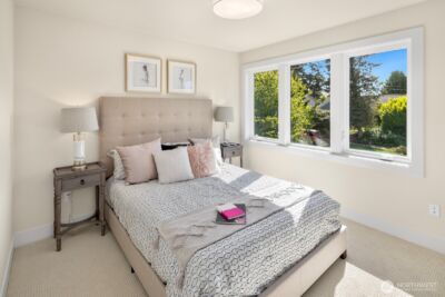 3250 29th Avenue W, Seattle, WA 98199 - Photo 13