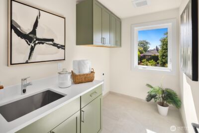 3250 29th Avenue W, Seattle, WA 98199 - Photo 25