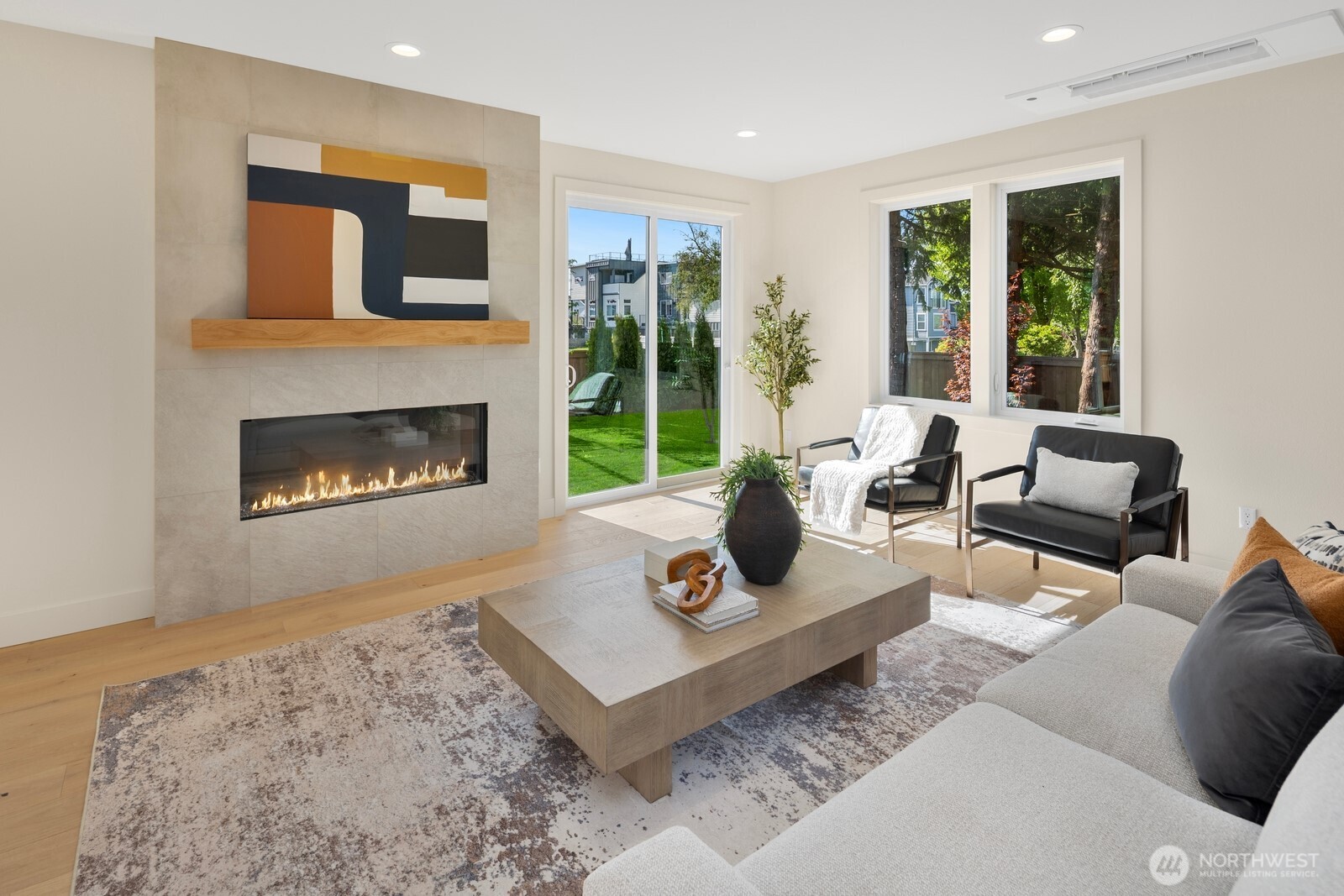 3250 29th Avenue W, Seattle, WA 98199