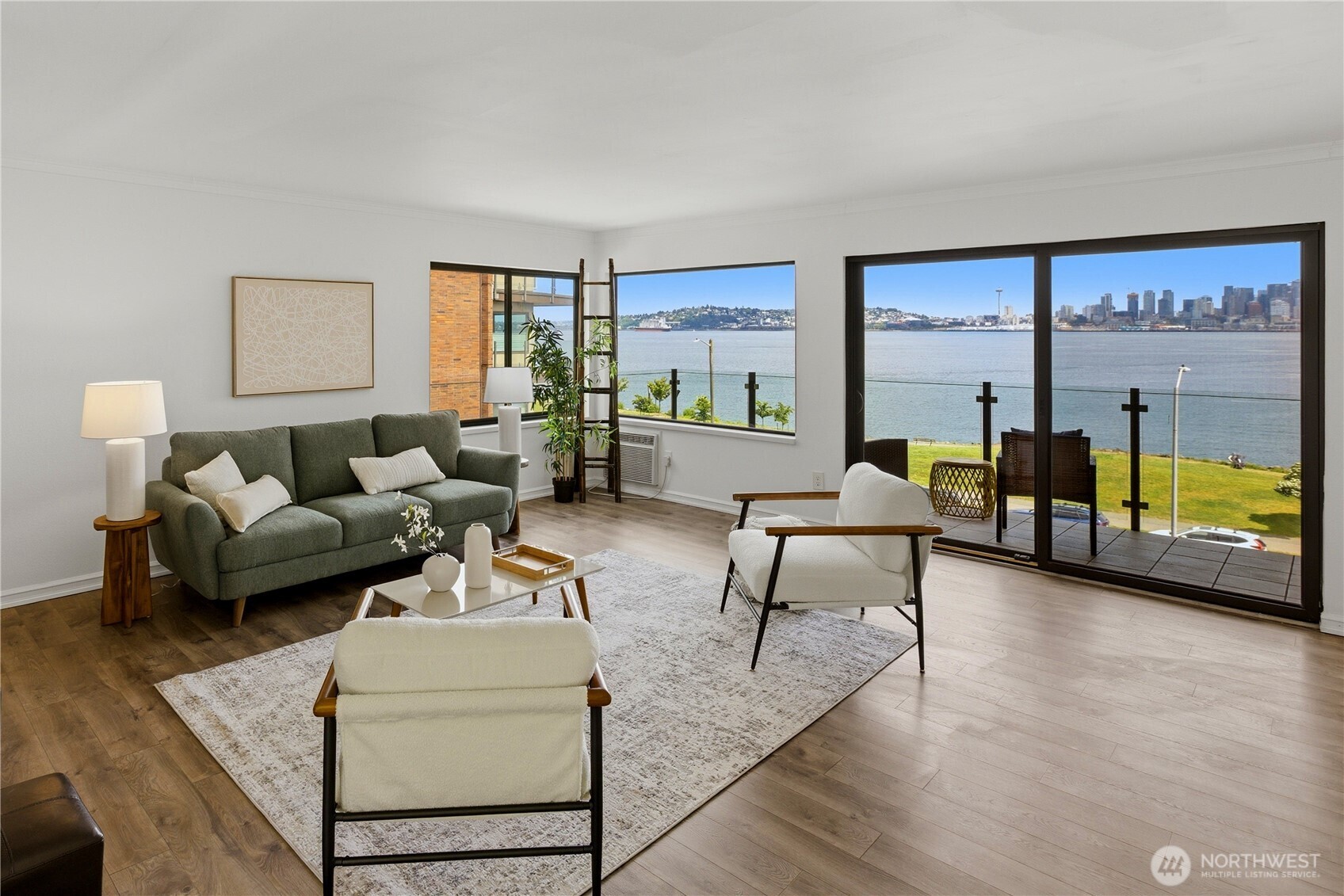 1737 Harbor Avenue #S-306, Seattle, WA 98126