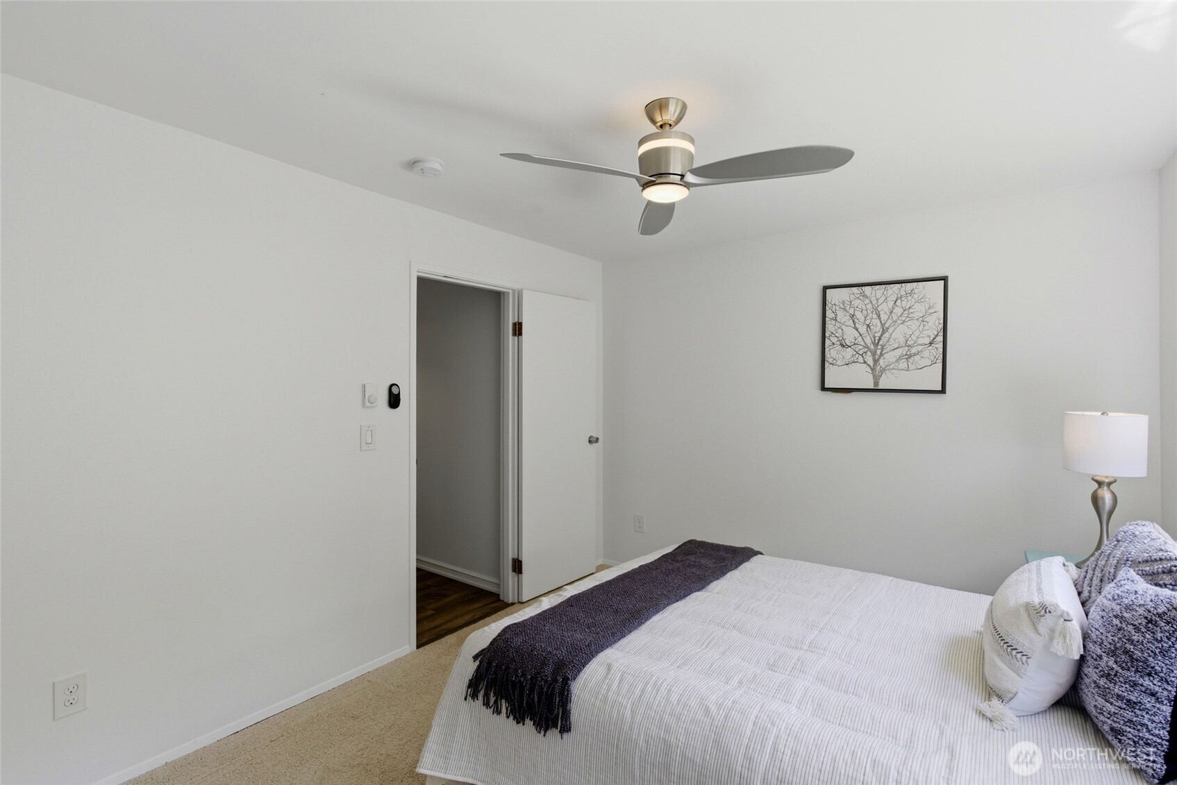 1737 Harbor Avenue #S-306, Seattle, WA 98126