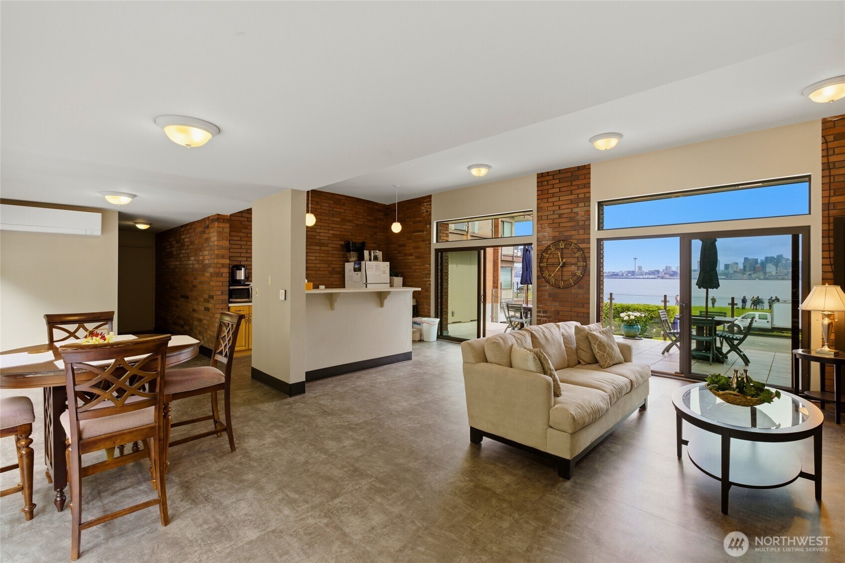 1737 Harbor Avenue #S-306, Seattle, WA 98126
