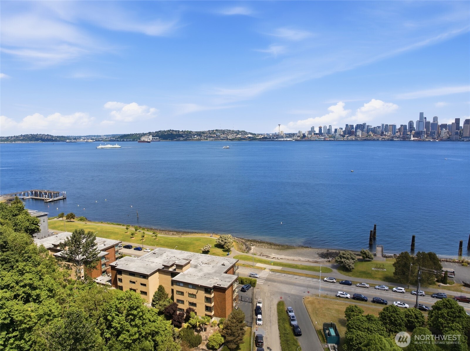 1737 Harbor Avenue #S-306, Seattle, WA 98126