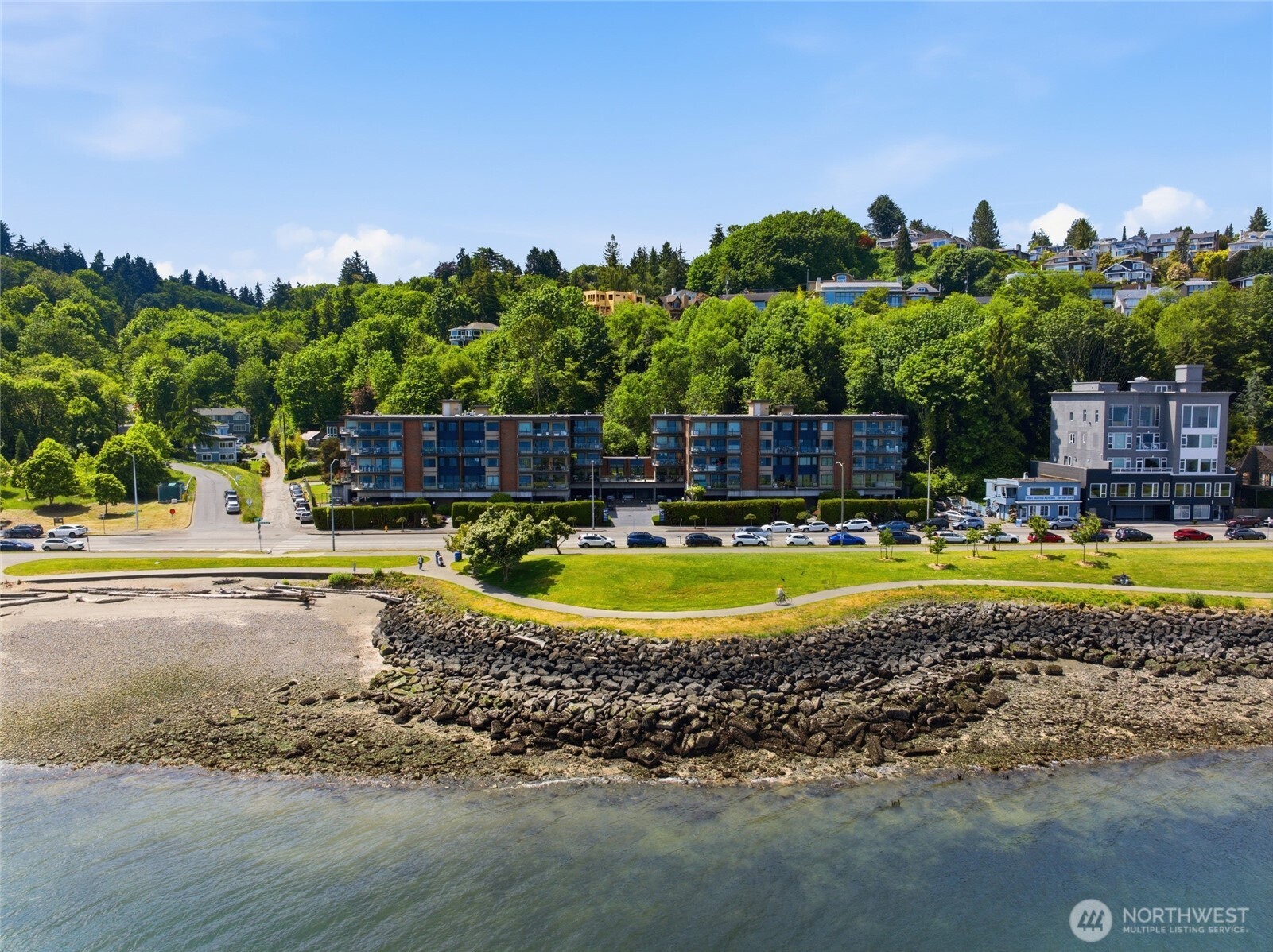 1737 Harbor Avenue #S-306, Seattle, WA 98126