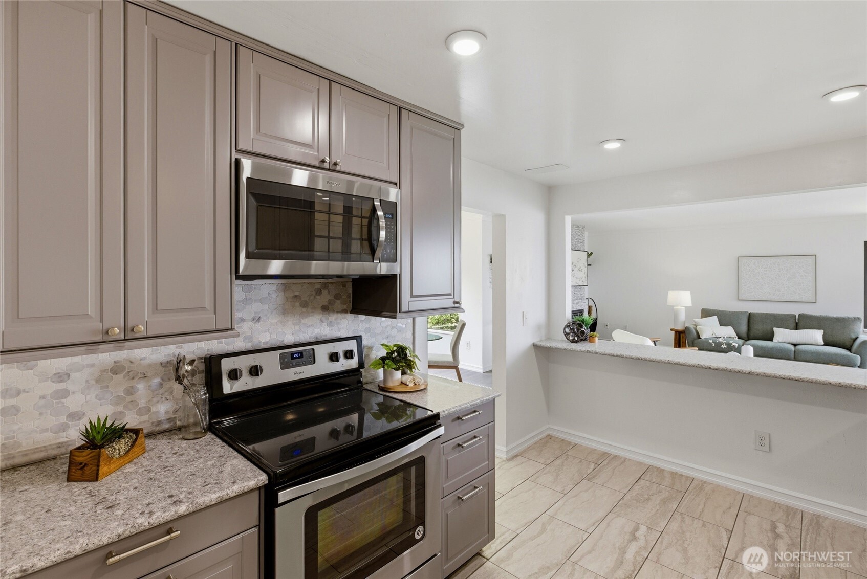 1737 Harbor Avenue #S-306, Seattle, WA 98126