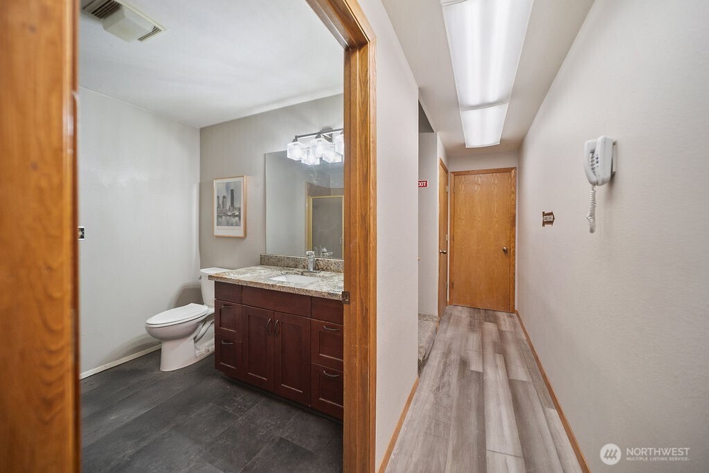 5805 NE Minder Road , Poulsbo, WA 98370