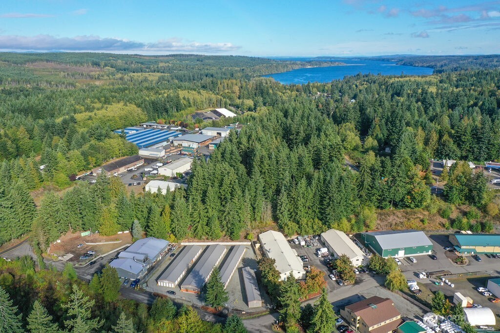 5805 NE Minder Road , Poulsbo, WA 98370
