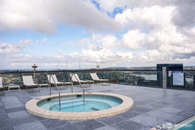 300 Virginia Street #2411, Seattle, WA 98121 - Photo 17