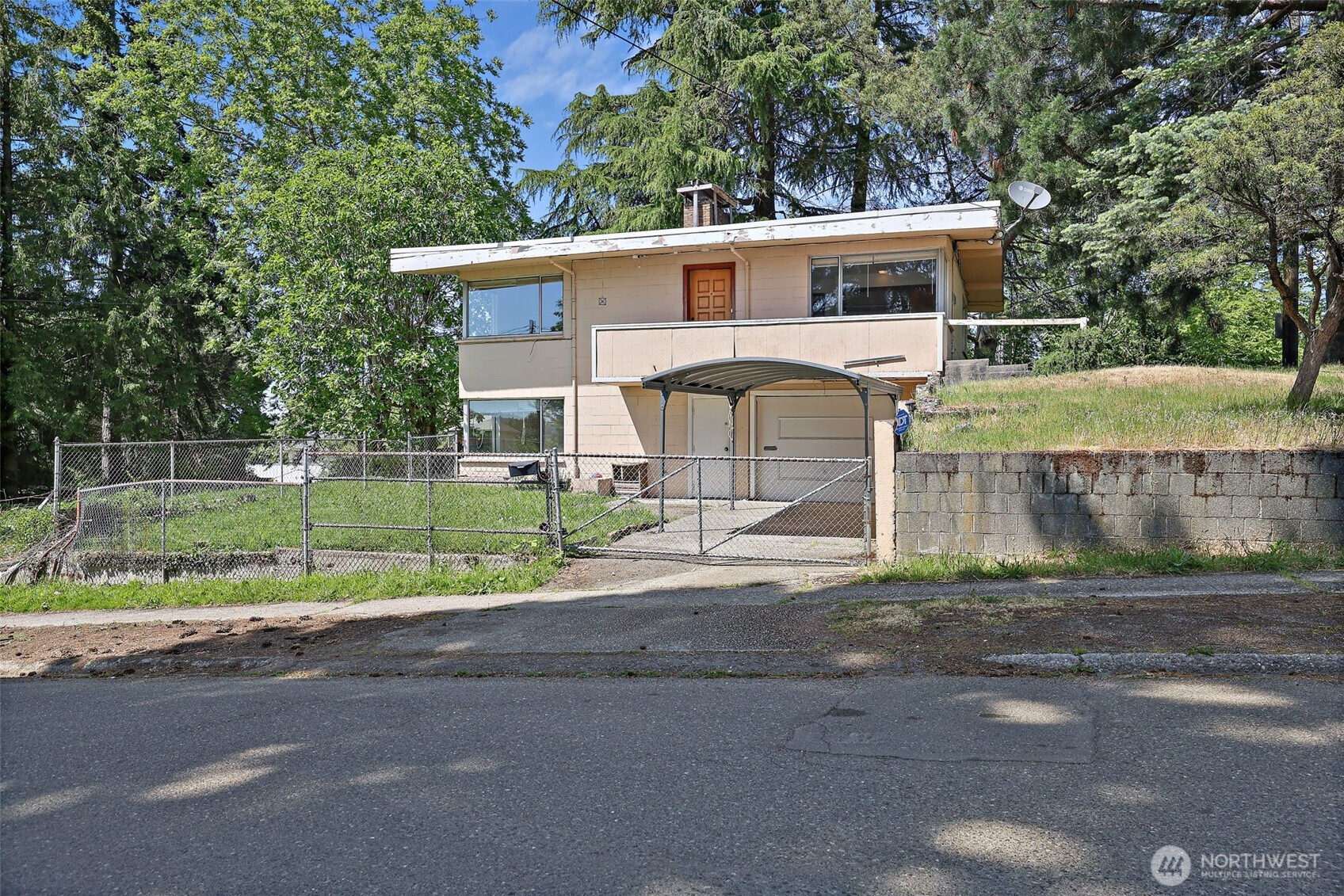 7529 Beacon Avenue S, Seattle, WA 98118