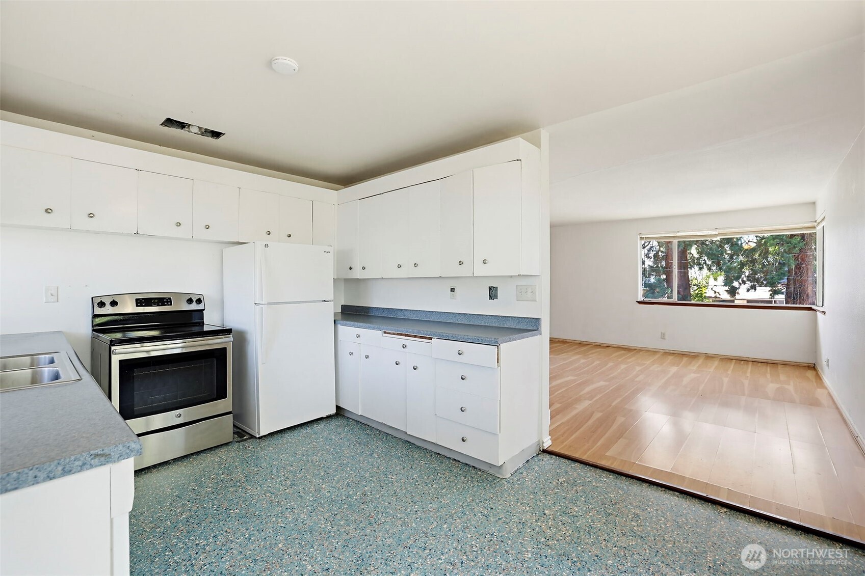 7529 Beacon Avenue S, Seattle, WA 98118