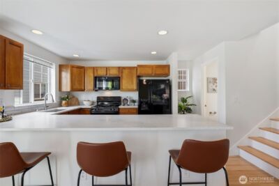 8509 A Interlake Avenue N, Seattle, WA 98103 - Photo 6
