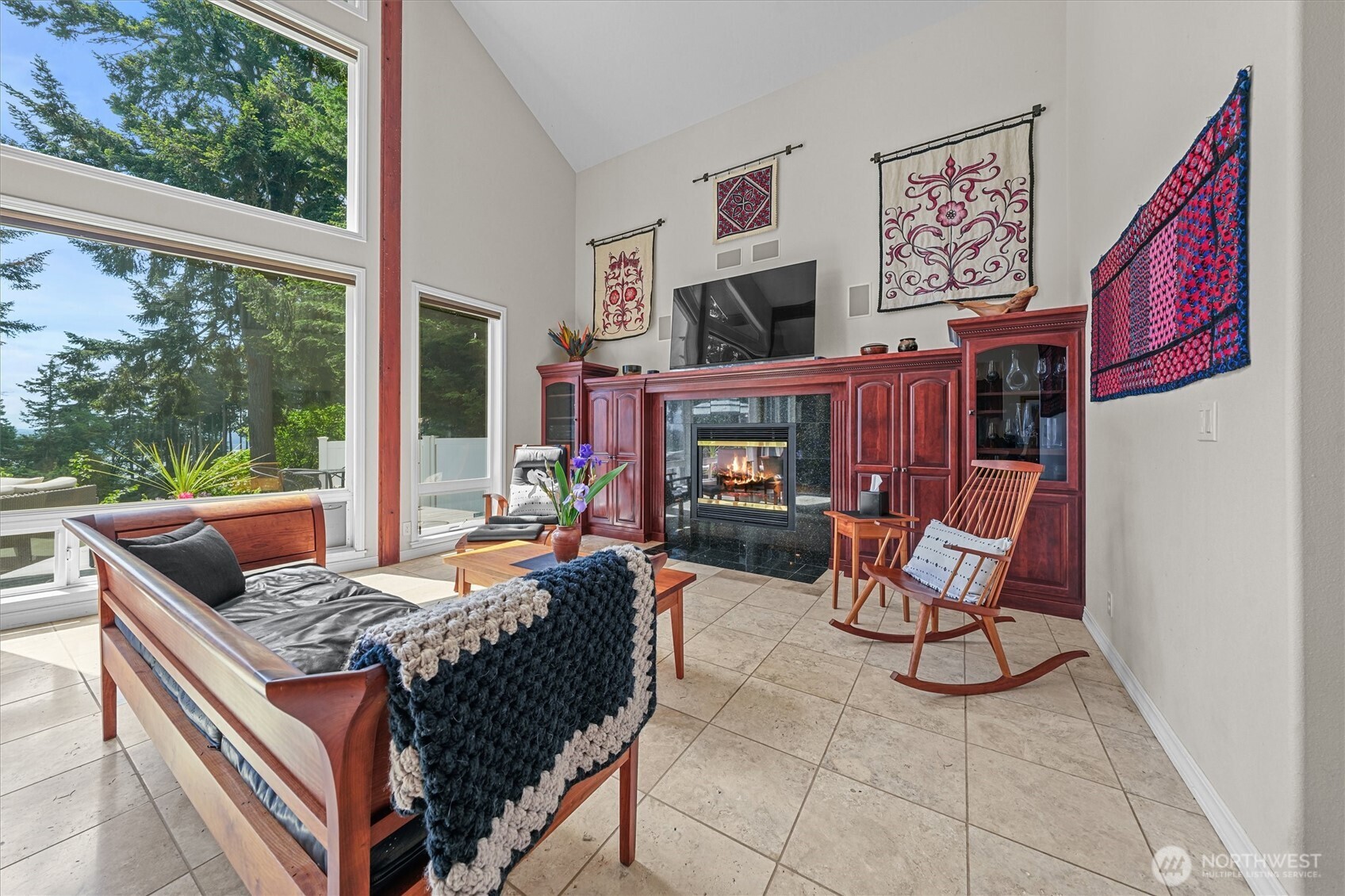 10823 Seaview Drive , Anderson Island, WA 98303