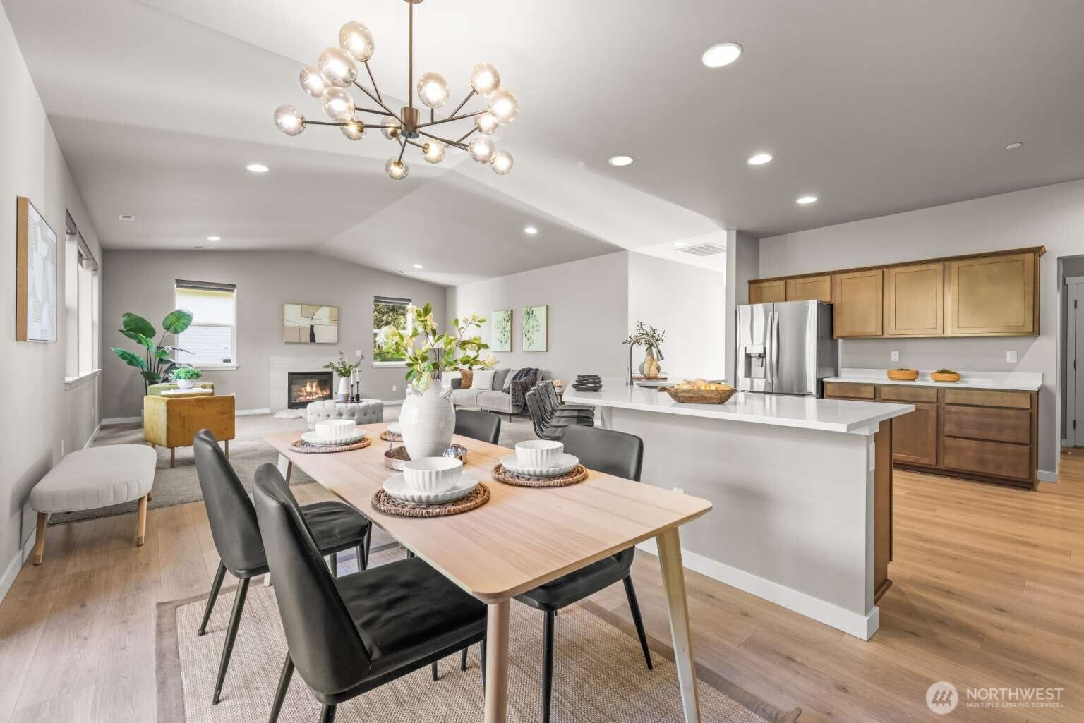 3807 29th AVE Court E, Tacoma, WA 98404