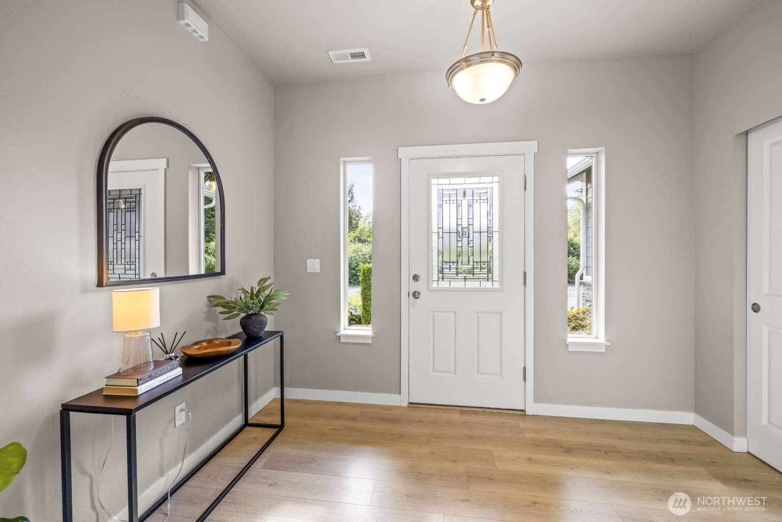 3807 29th AVE Court E, Tacoma, WA 98404