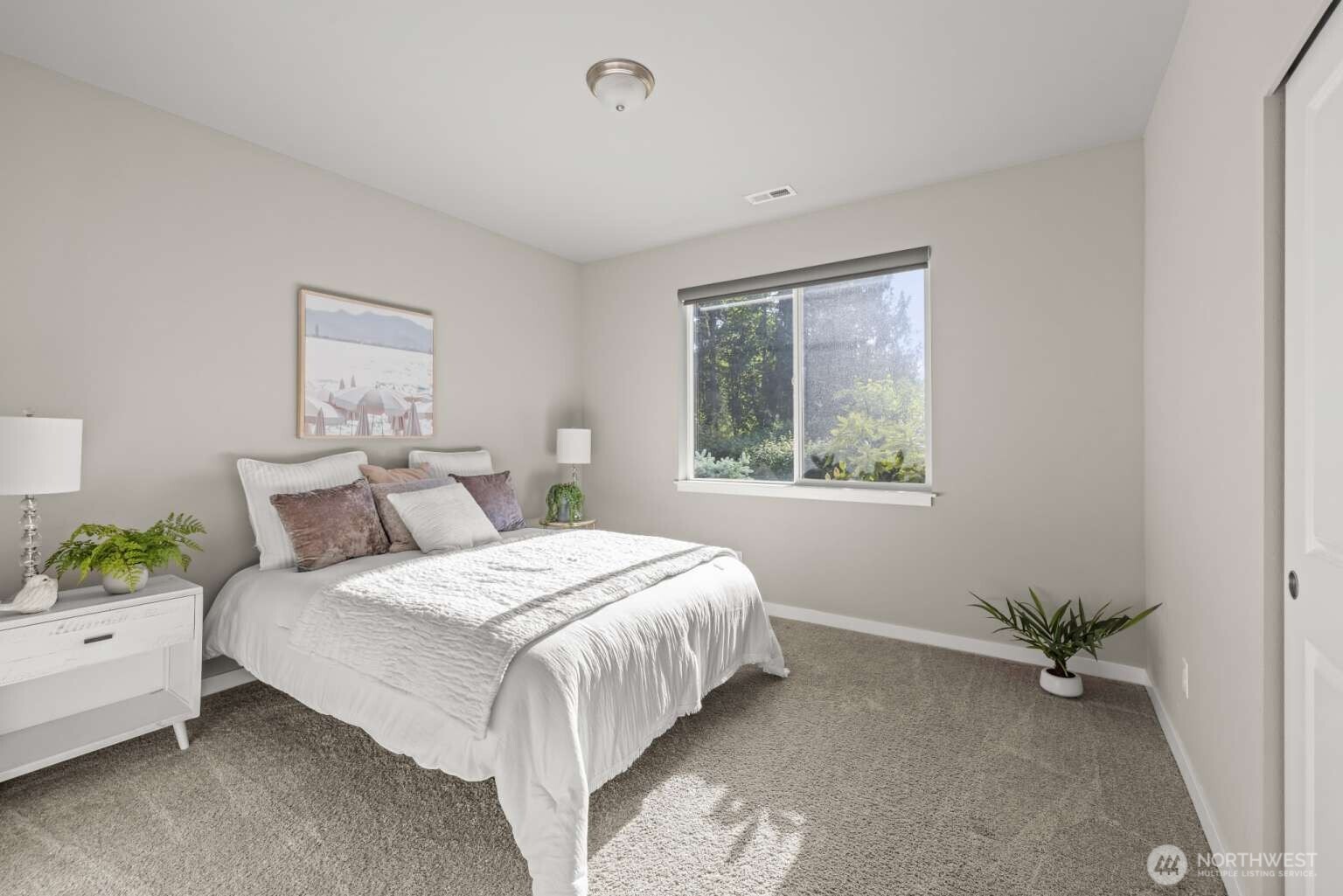 3807 29th AVE Court E, Tacoma, WA 98404