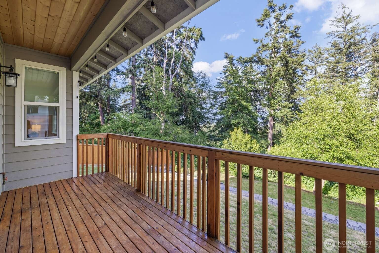 3807 29th AVE Court E, Tacoma, WA 98404