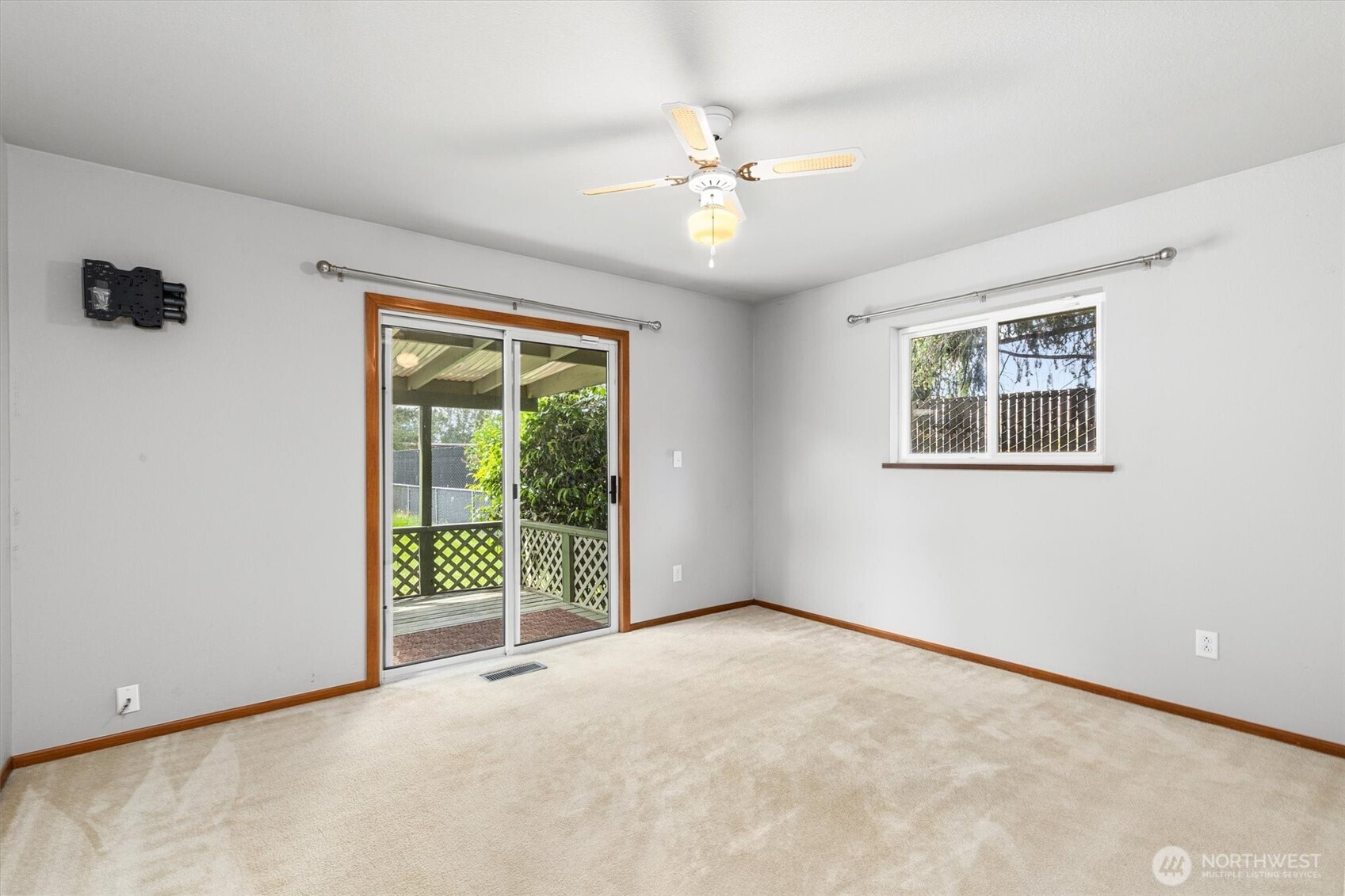 3512 104th Street E, Tacoma, WA 98446