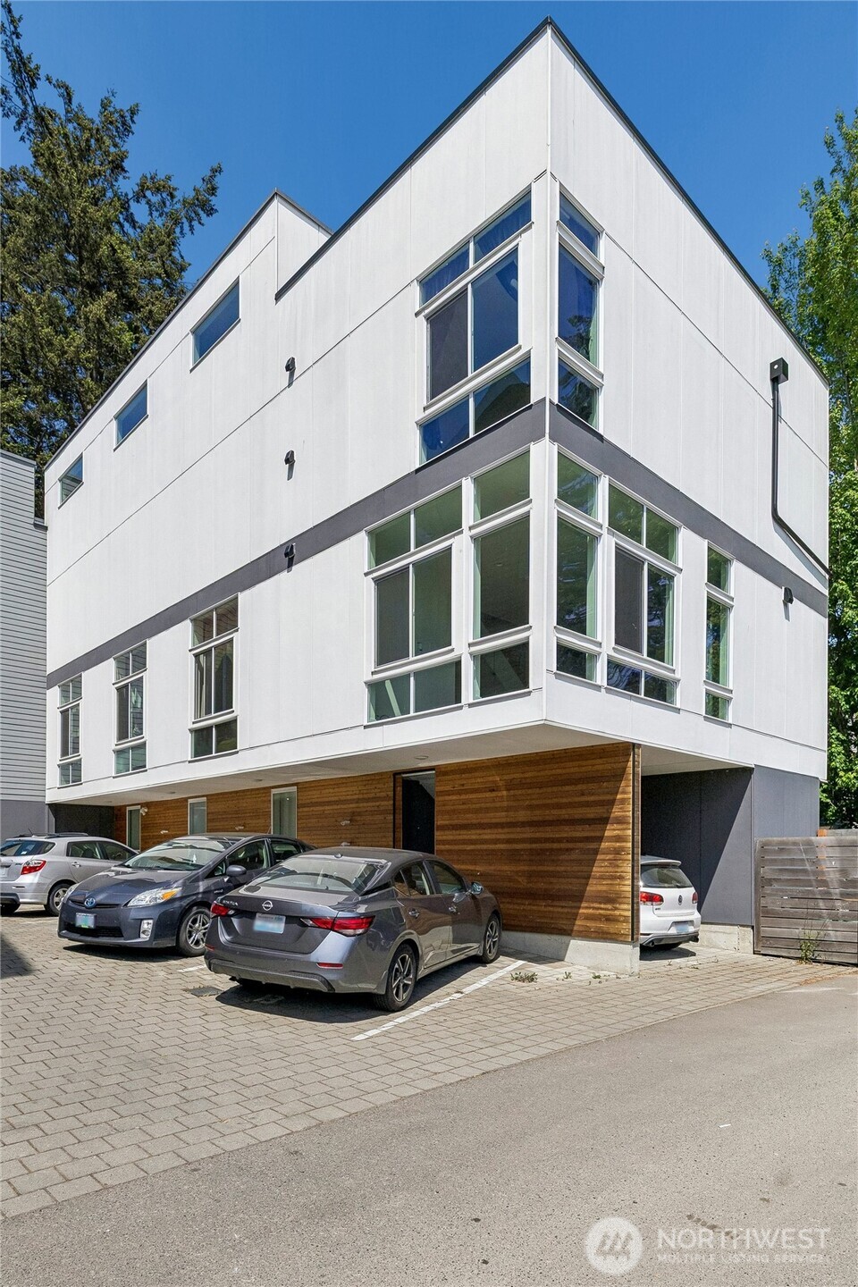 12006 31st Ave NE #G, Seattle, WA 98125