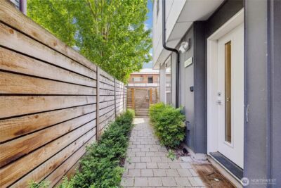 12006 31st Ave NE #G, Seattle, WA 98125 - Photo 4