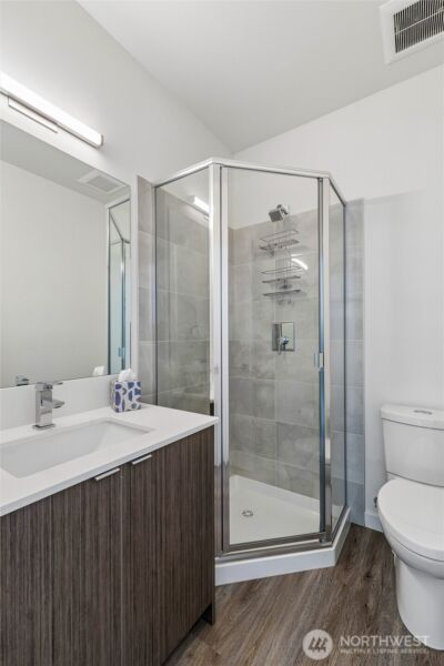 12006 31st Ave NE #G, Seattle, WA 98125 - Photo 9