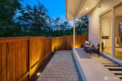 2627 SW 100th Street , Seattle, WA 98146 - Photo 27