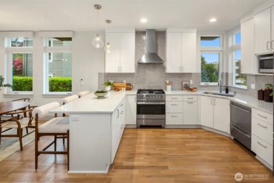 1516 Bigelow Avenue N, Seattle, WA 98109 - Photo 11