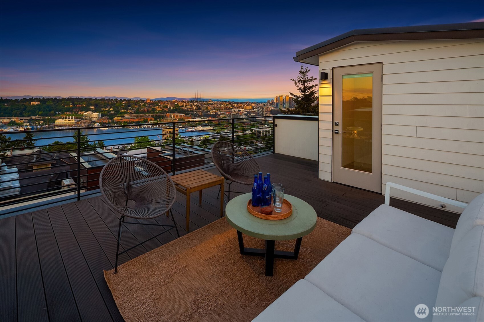 1516 Bigelow Avenue N, Seattle, WA 98109