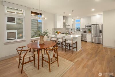 1516 Bigelow Avenue N, Seattle, WA 98109 - Photo 9