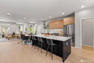 4460 Midvale Avenue N, Seattle, WA 98103 - Photo 12