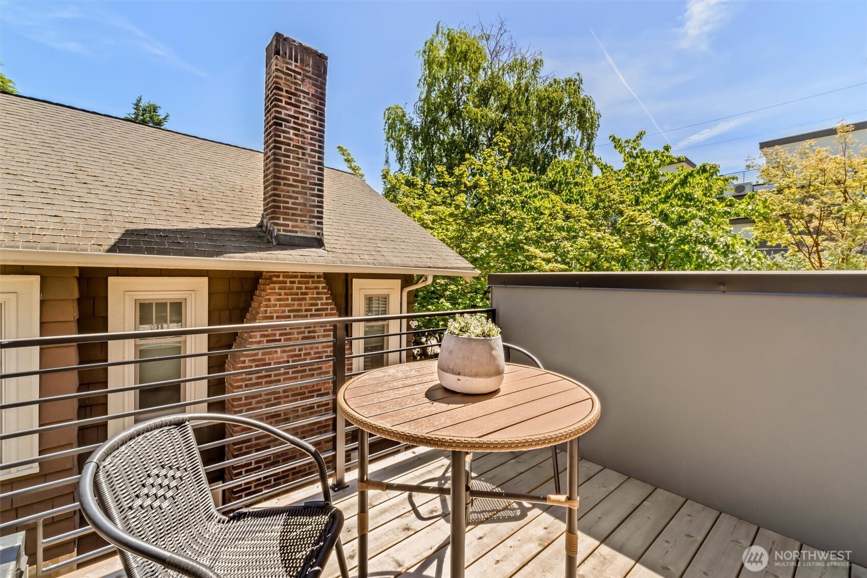 4460 Midvale Avenue N, Seattle, WA 98103