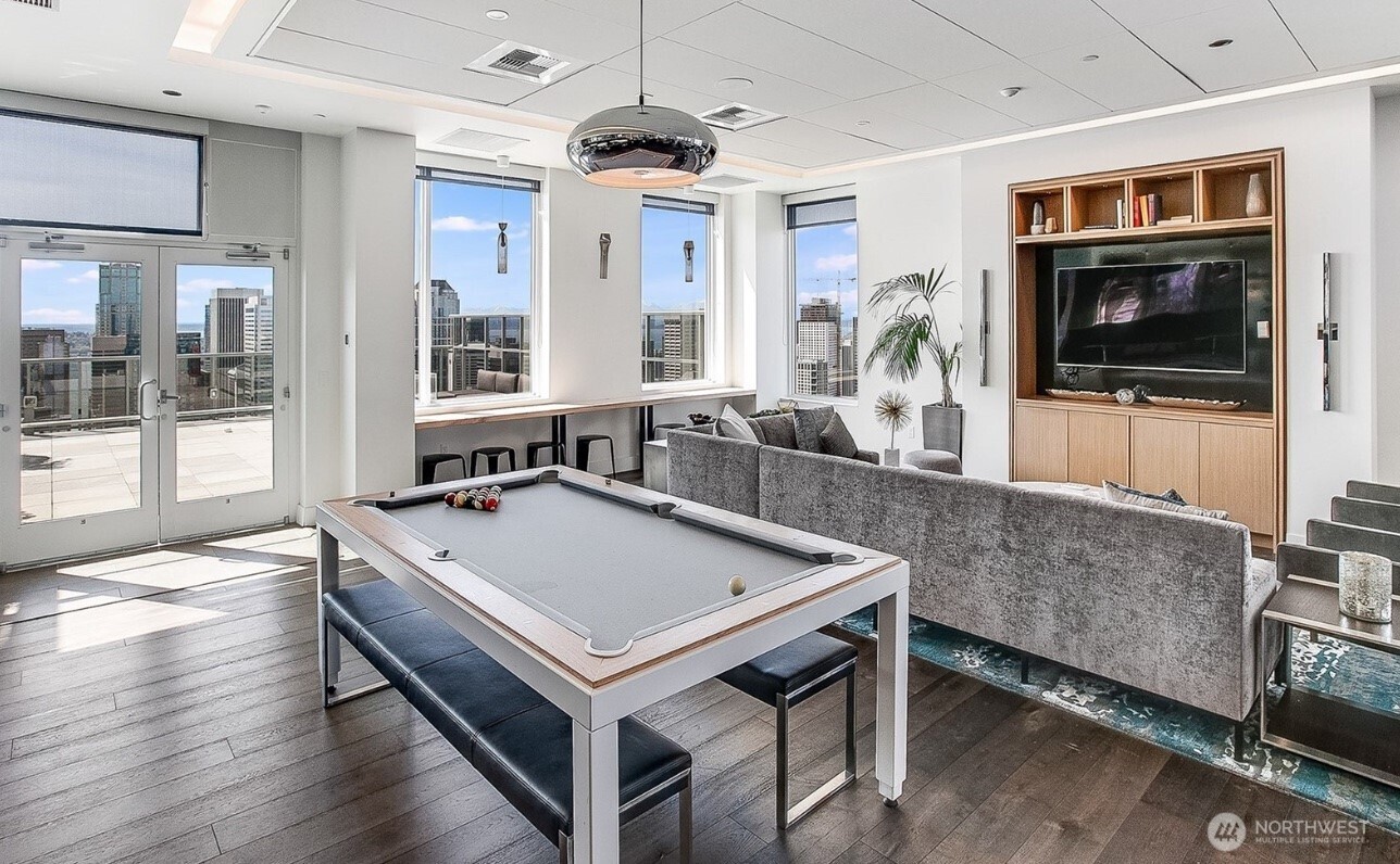 1321 Seneca Street #1102, Seattle, WA 98101