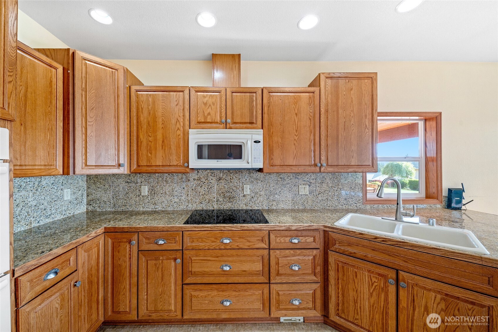 142 Nugget Drive , Centralia, WA 98531