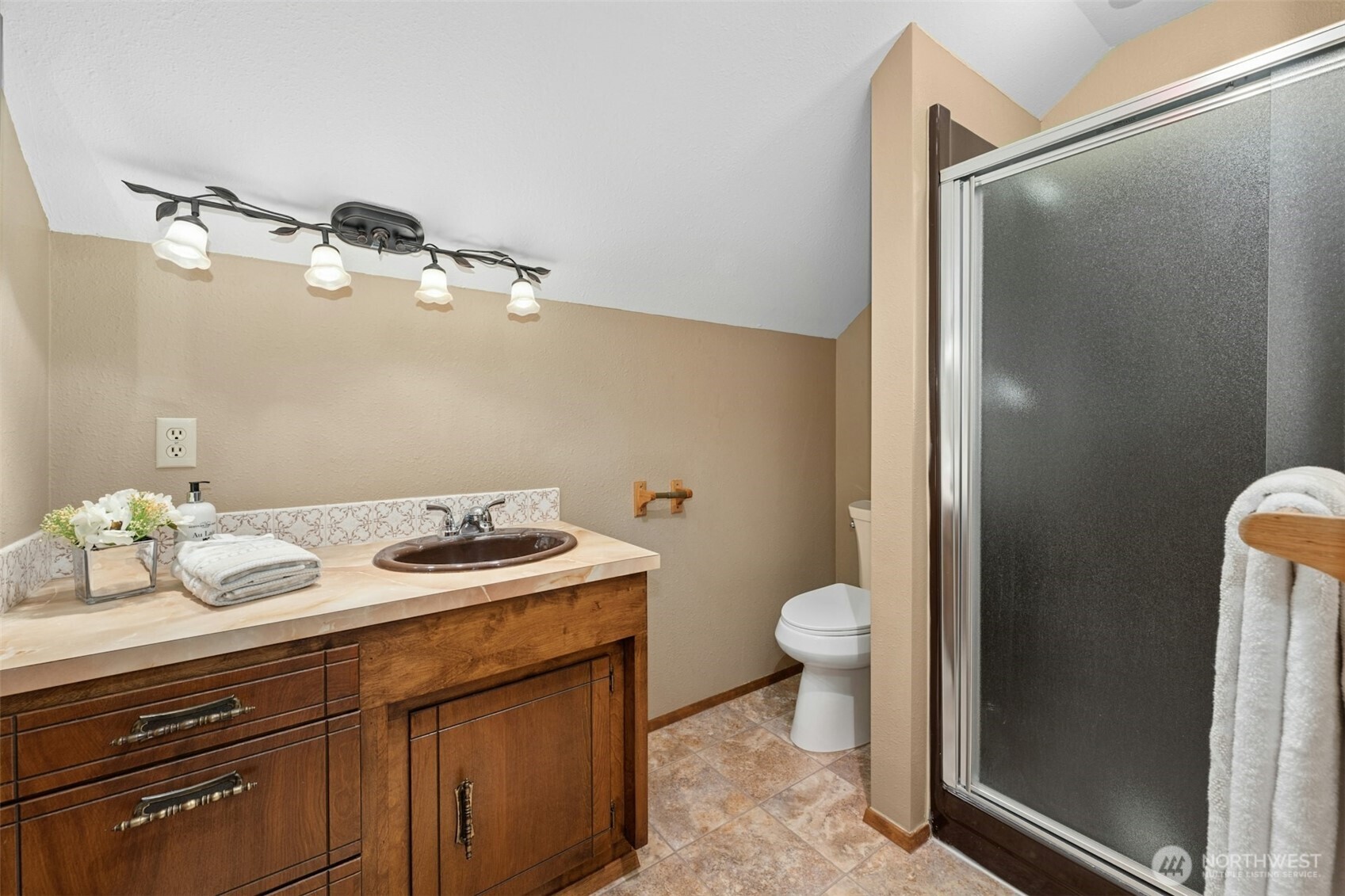 2214 Beaver Creek Drive SW, Olympia, WA 98512