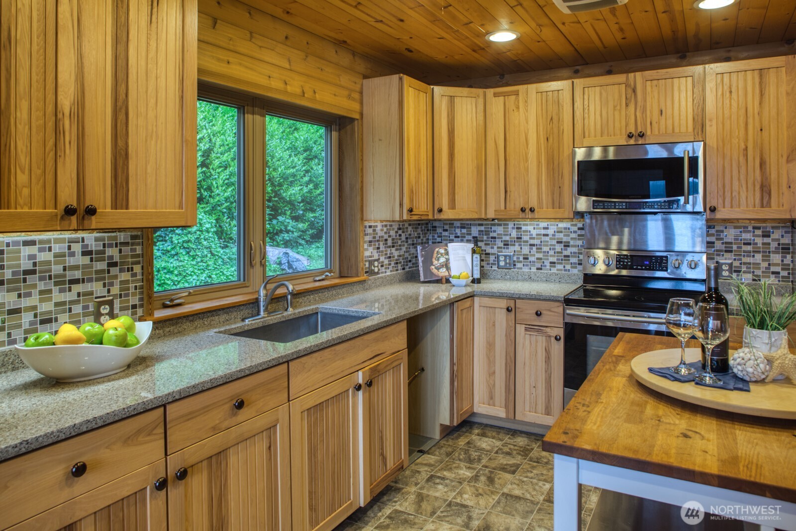 6069 Watauga Beach Drive E, Port Orchard, WA 98366