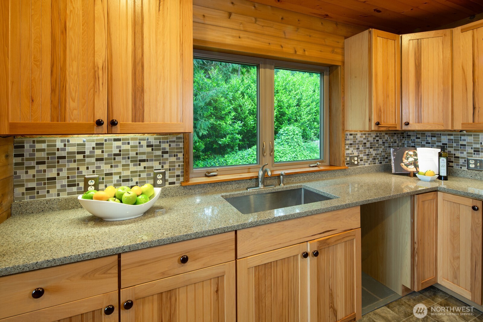 6069 Watauga Beach Drive E, Port Orchard, WA 98366