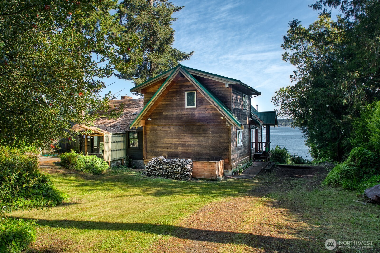 6069 Watauga Beach Drive E, Port Orchard, WA 98366