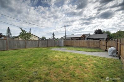 1059 S Market Boulevard , Chehalis, WA 98532 - Photo 2