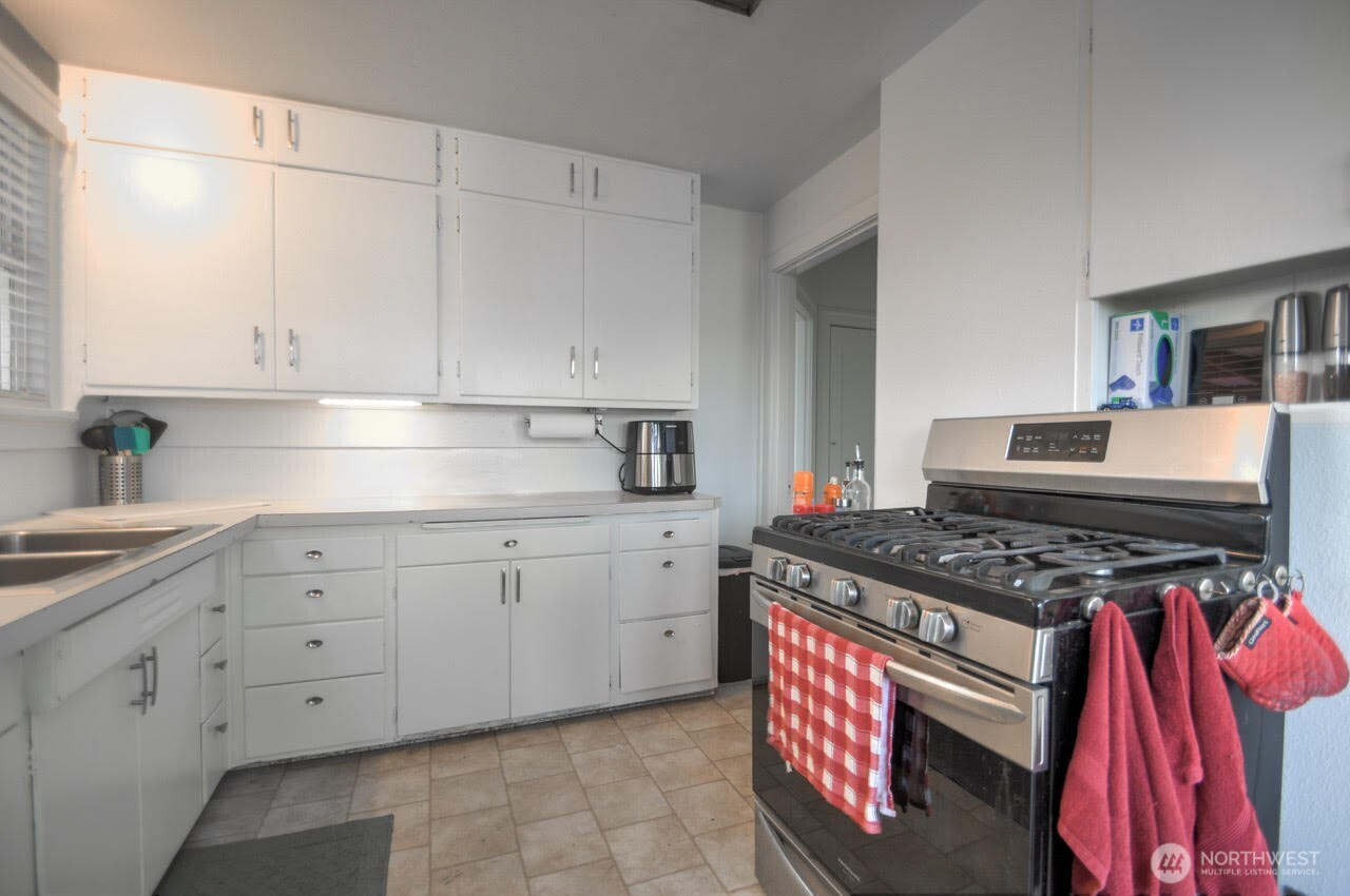 1059 S Market Boulevard , Chehalis, WA 98532