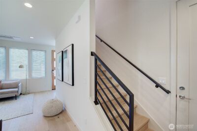 8319 25th Avenue NW, Seattle, WA 98117 - Photo 15