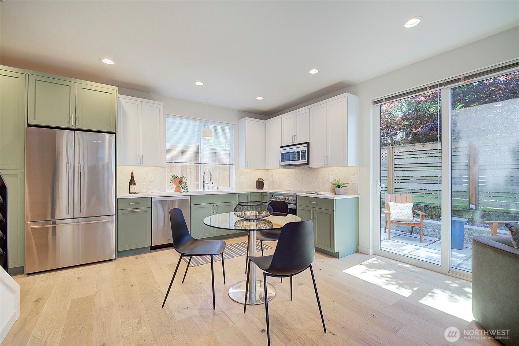 8319 25th Avenue NW, Seattle, WA 98117