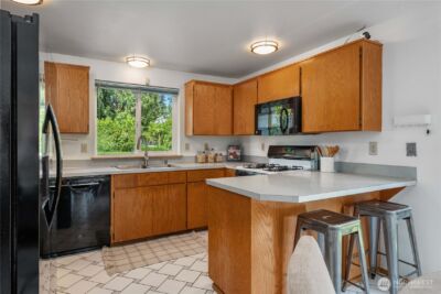 19407 67th Street Ct E, Bonney Lake, WA 98391 - Photo 15