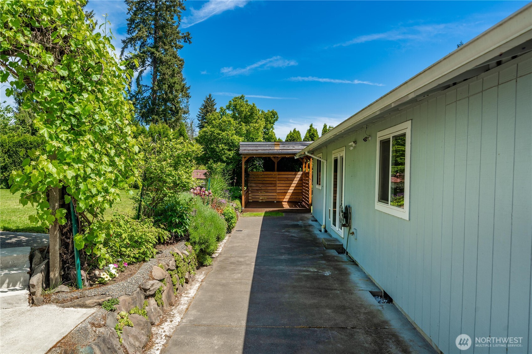19407 67th Street Ct E, Bonney Lake, WA 98391
