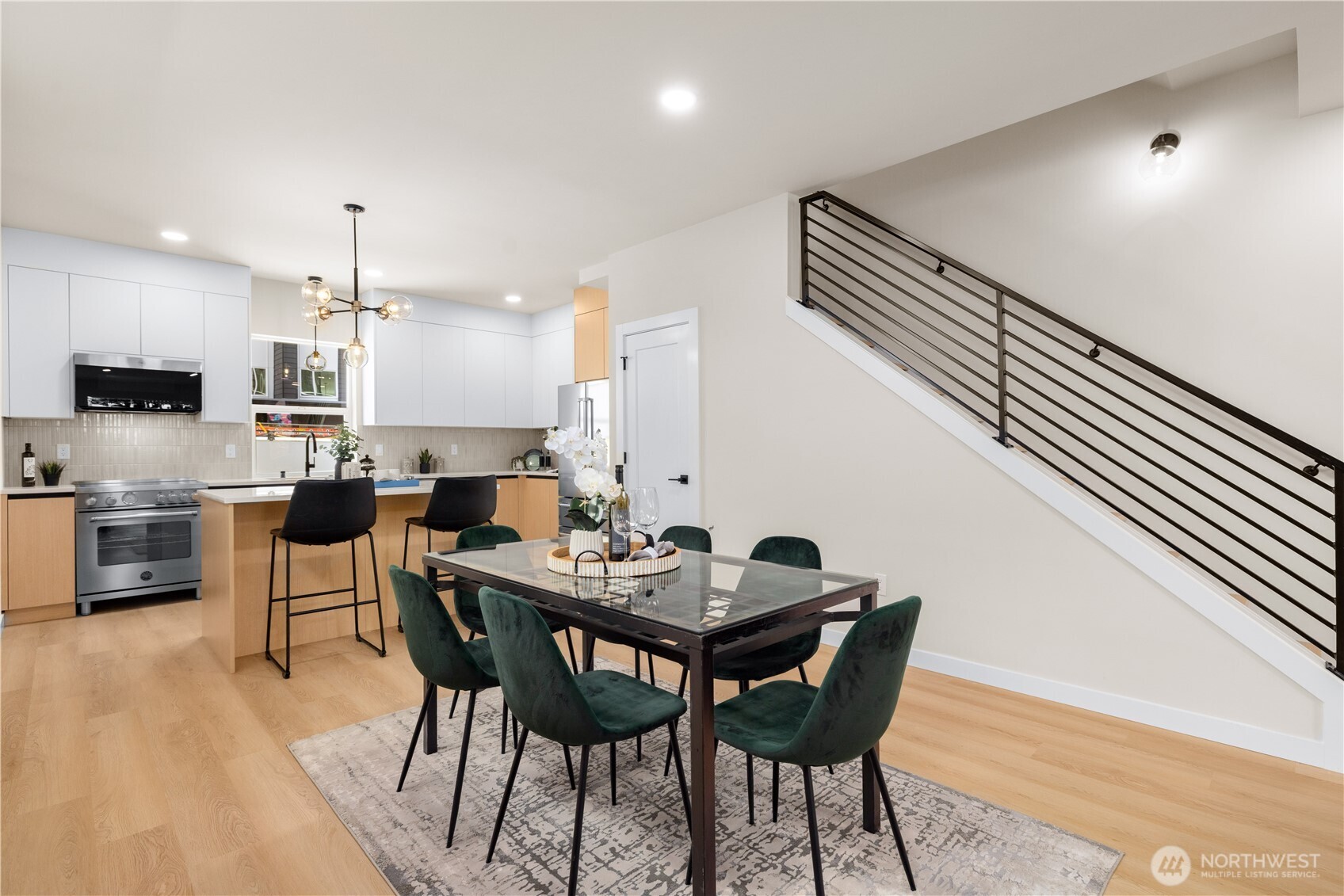 3407 B NW Market Street , Seattle, WA 98107