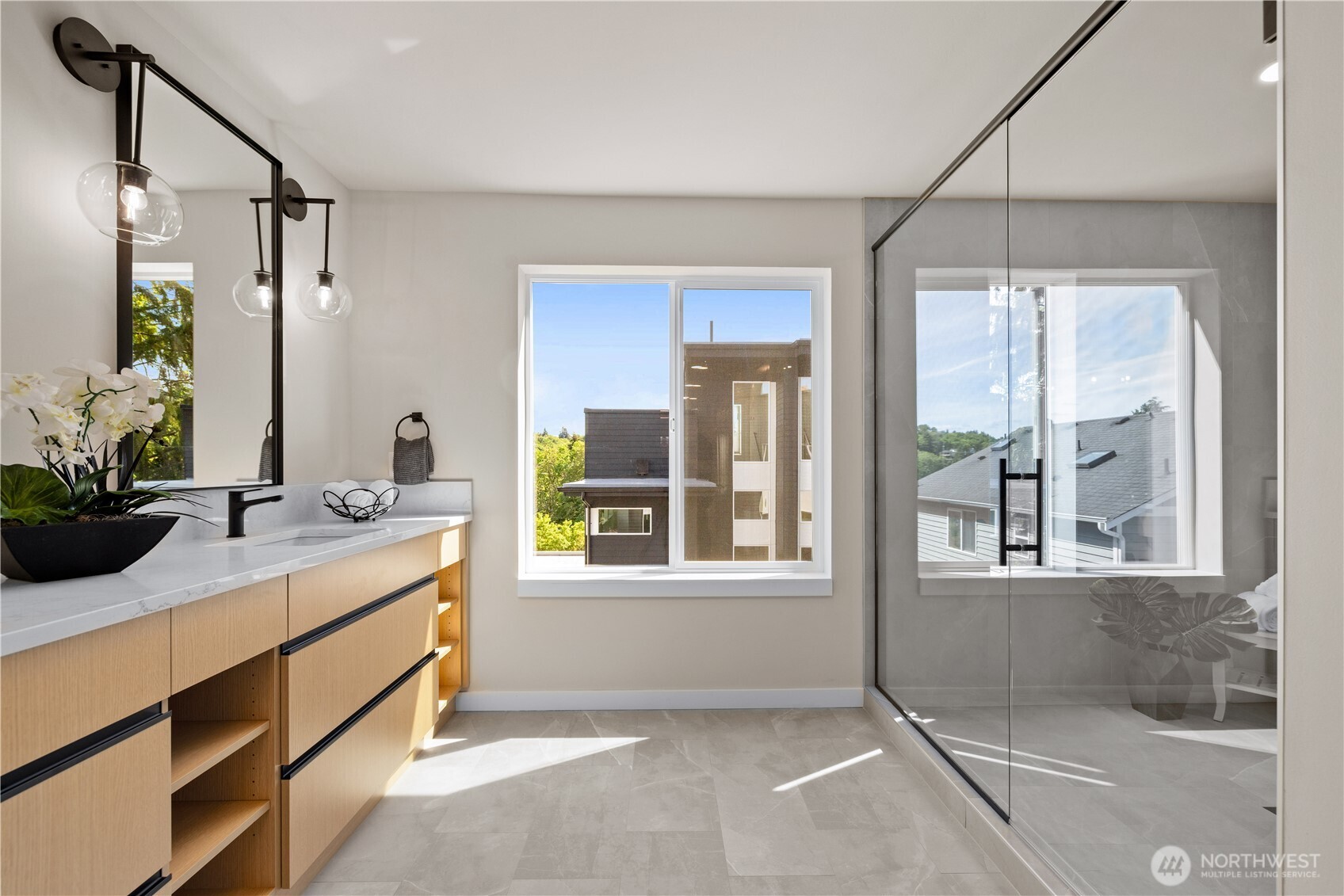 3407 B NW Market Street , Seattle, WA 98107