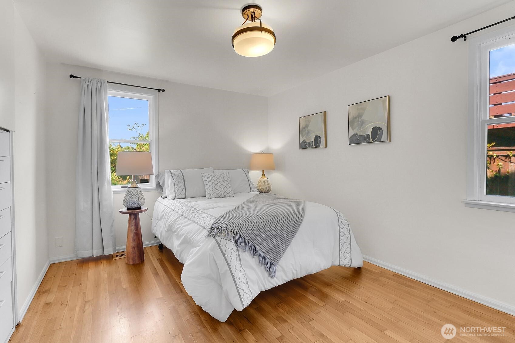 10515 1st Avenue NW, Seattle, WA 98177