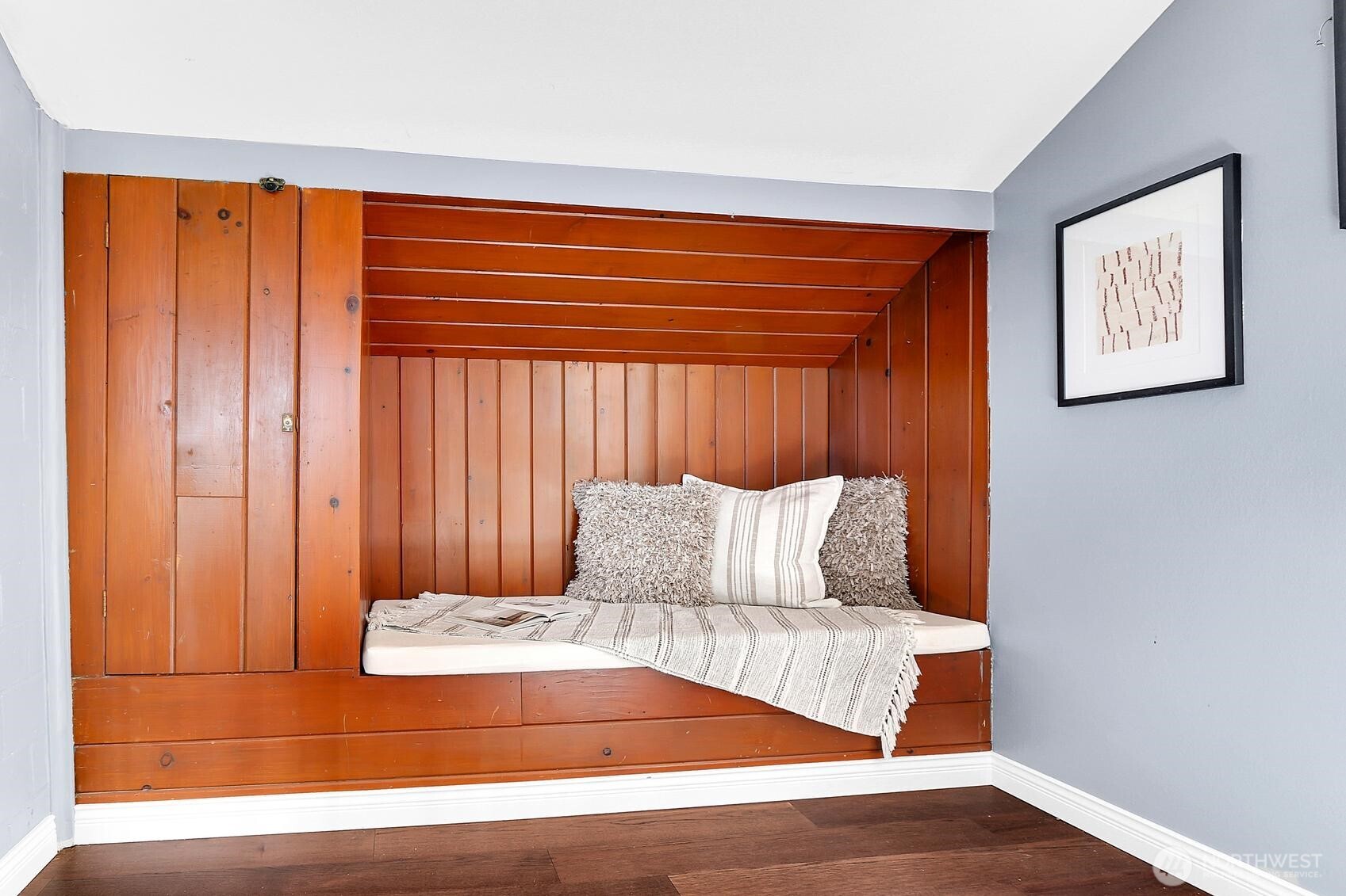 10515 1st Avenue NW, Seattle, WA 98177
