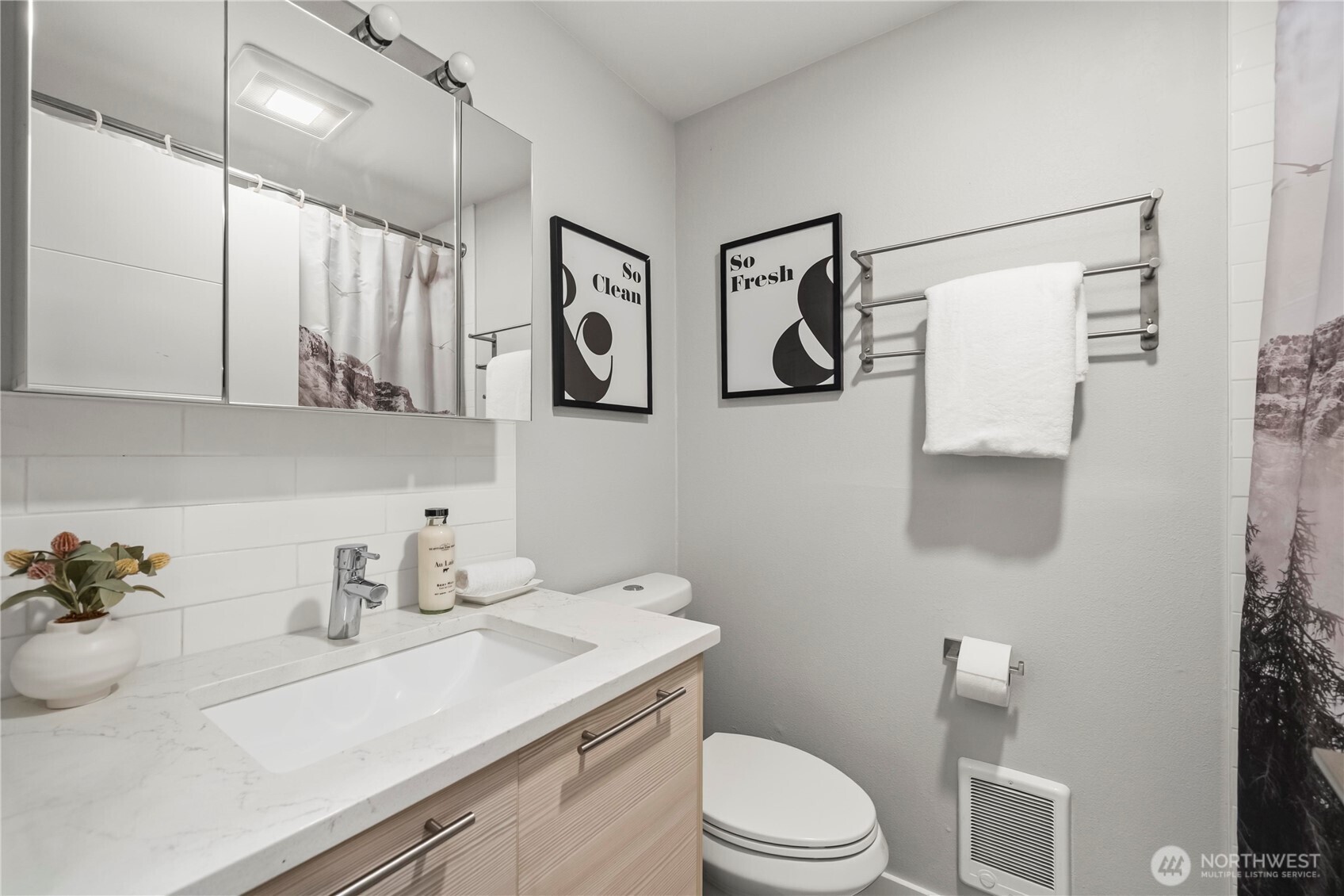 5643 16th Avenue SW, Seattle, WA 98106