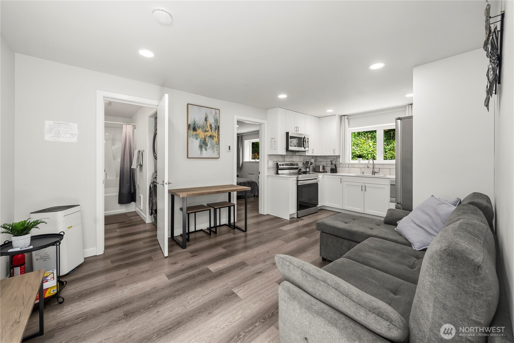 5643 16th Avenue SW, Seattle, WA 98106